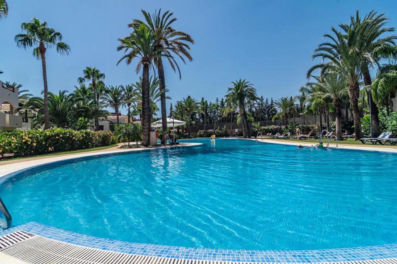 Nueva Andalucia Flat With Pool By Costarentals - M33 Marbellac