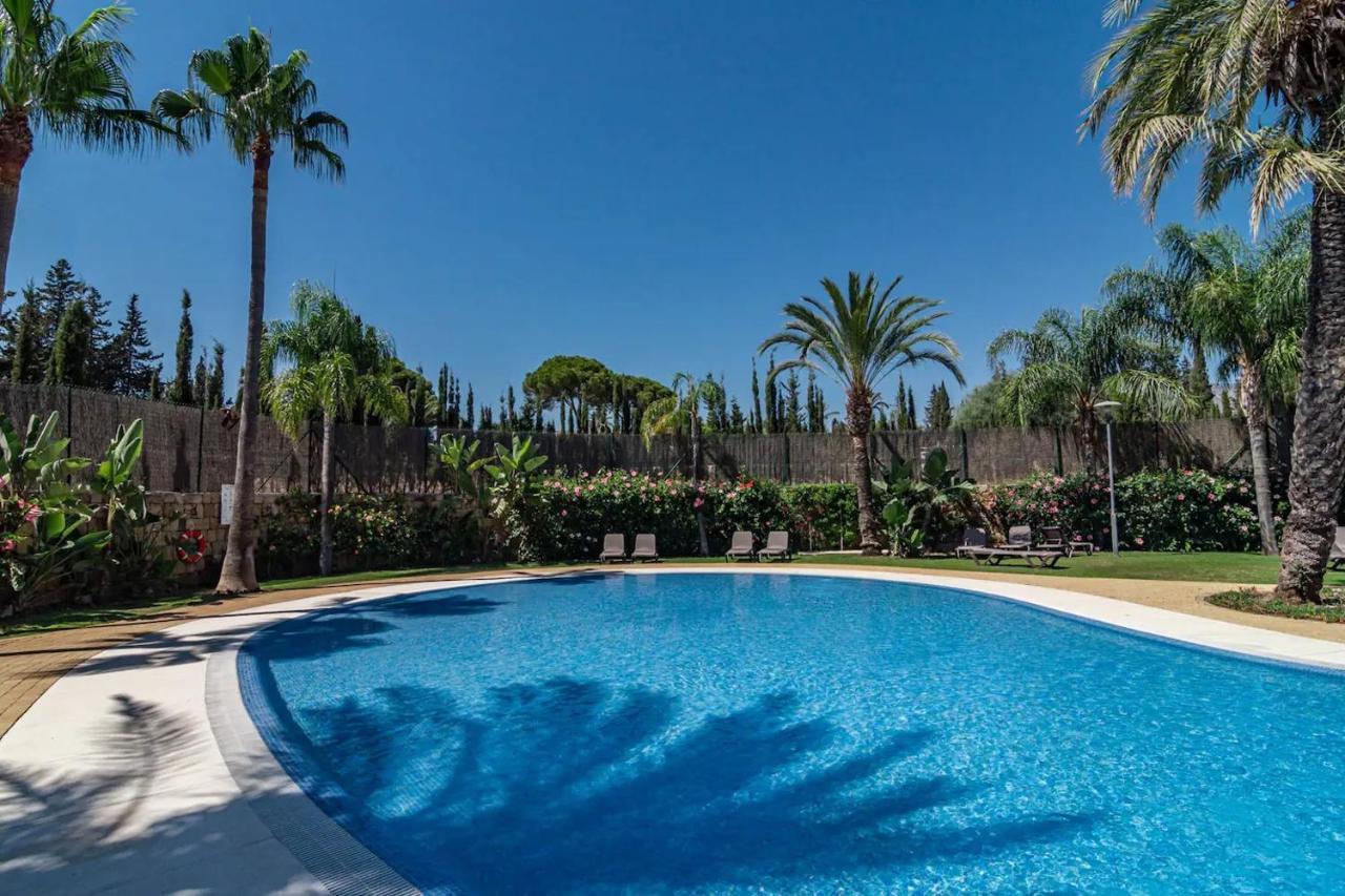 Nueva Andalucia Flat With Pool By Costarentals - M33 Apartment *