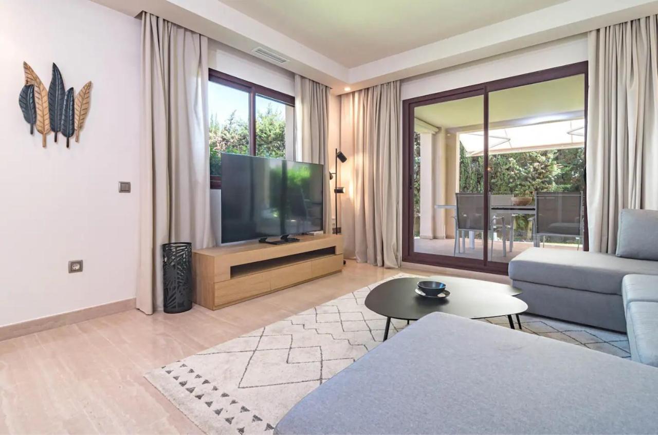 Nueva Andalucia Flat With Pool By Costarentals - M33 * Marbella